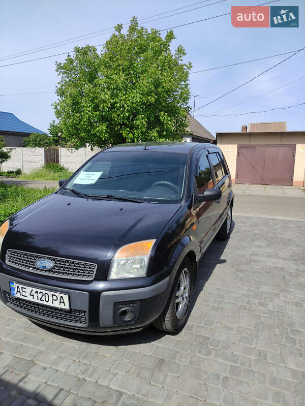 Хэтчбек Ford Fusion 2007 в 