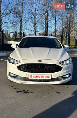 Седан Ford Fusion 2018 в Білогородці
