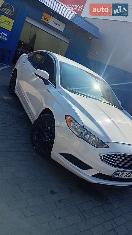 Седан Ford Fusion 2017 в Киеве