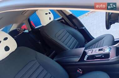 Седан Ford Fusion 2017 в 