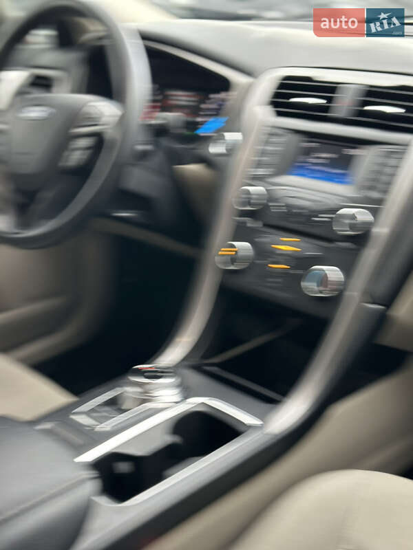 Седан Ford Fusion 2016 в Ивано-Франковске