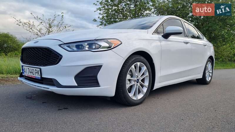 Седан Ford Fusion 2019 в Києві
