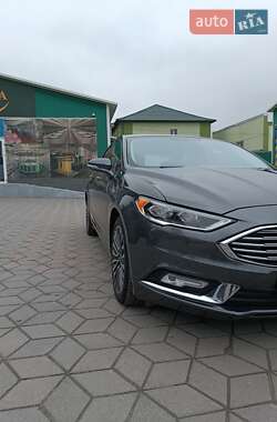 Седан Ford Fusion 2018 в 