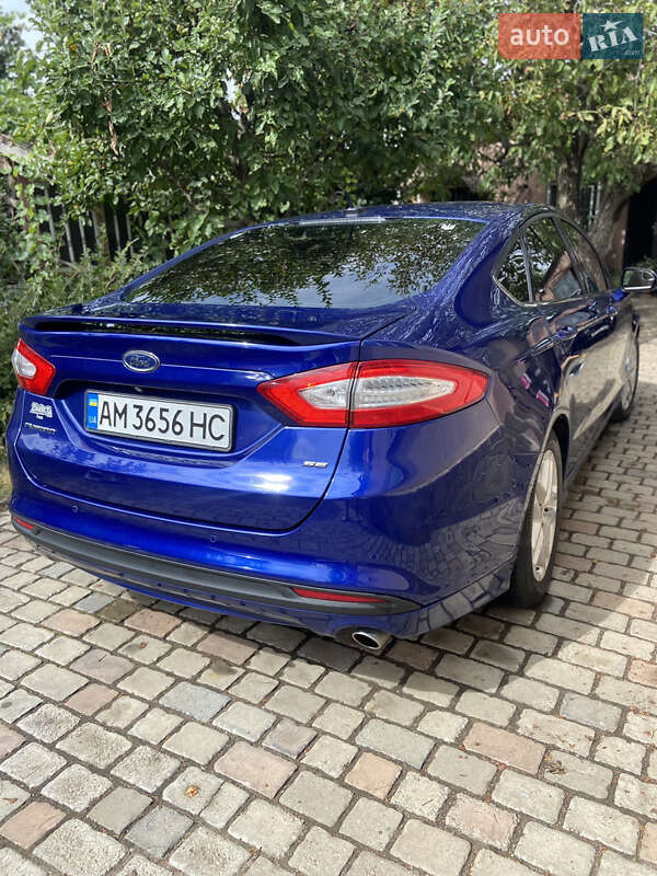 Седан Ford Fusion 2015 в Житомирі