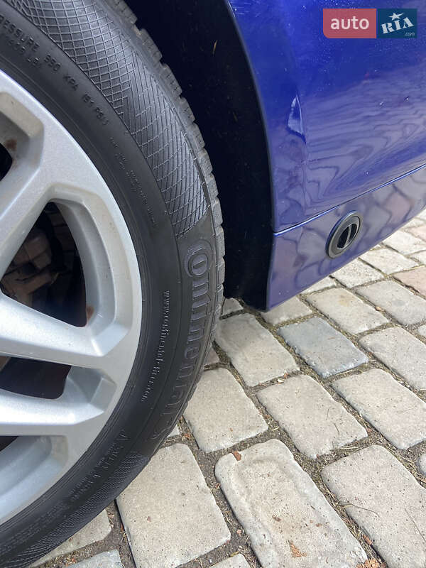Седан Ford Fusion 2015 в Житомирі