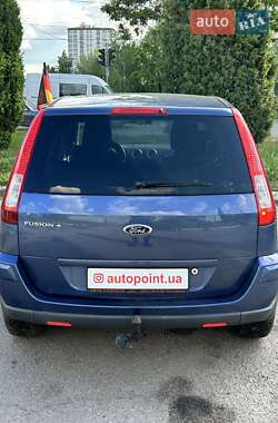 Хэтчбек Ford Fusion 2006 в 