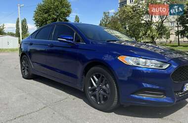 Седан Ford Fusion 2014 в 
