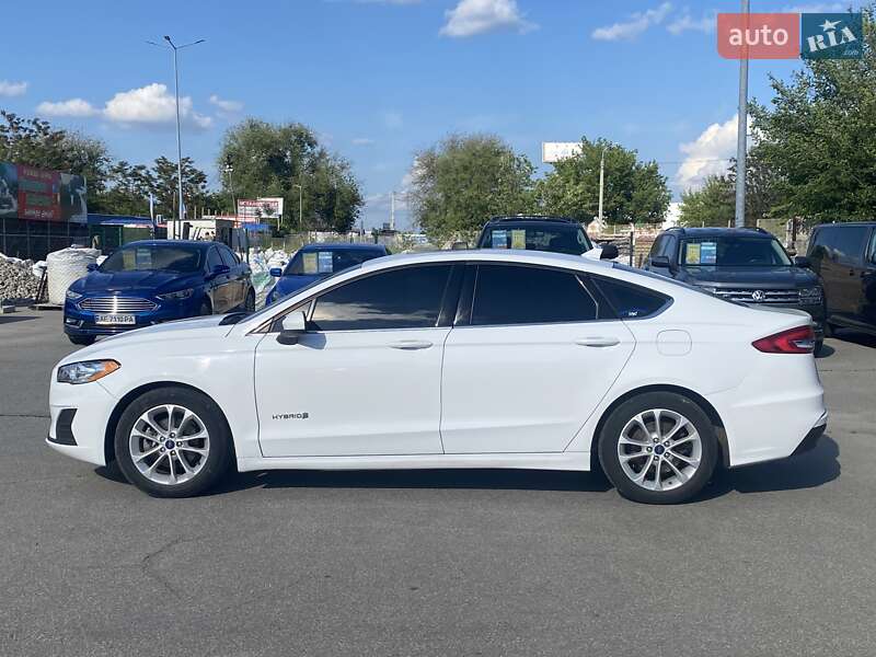 Седан Ford Fusion 2019 в Днепре