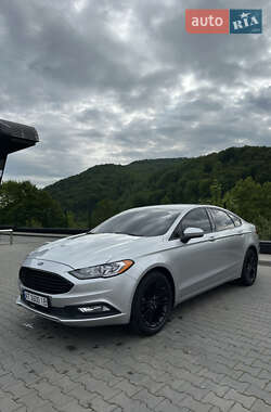 Седан Ford Fusion 2016 в Яремче