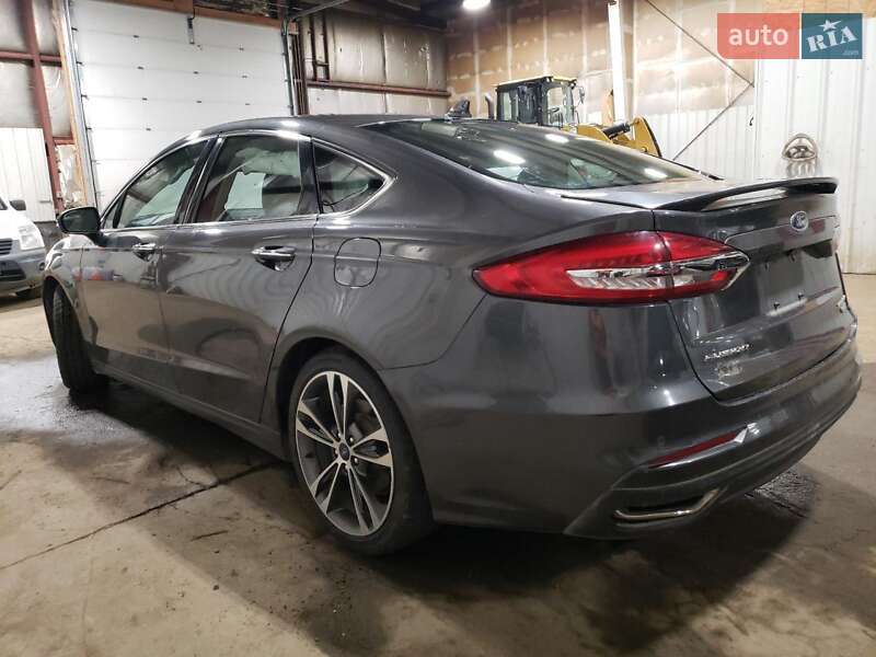 Седан Ford Fusion 2020 в Львові