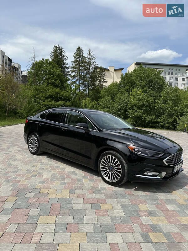 Седан Ford Fusion 2017 в 