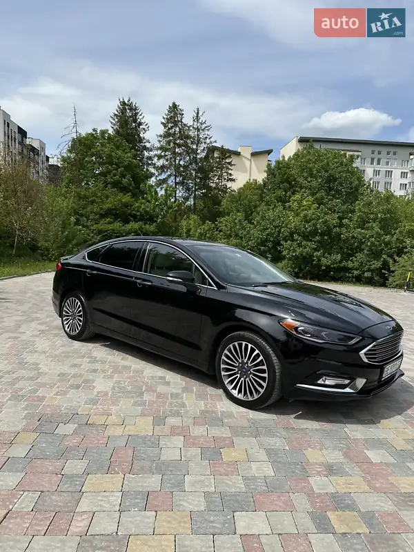 Седан Ford Fusion 2017 в 
