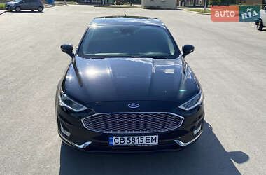 Седан Ford Fusion 2019 в 