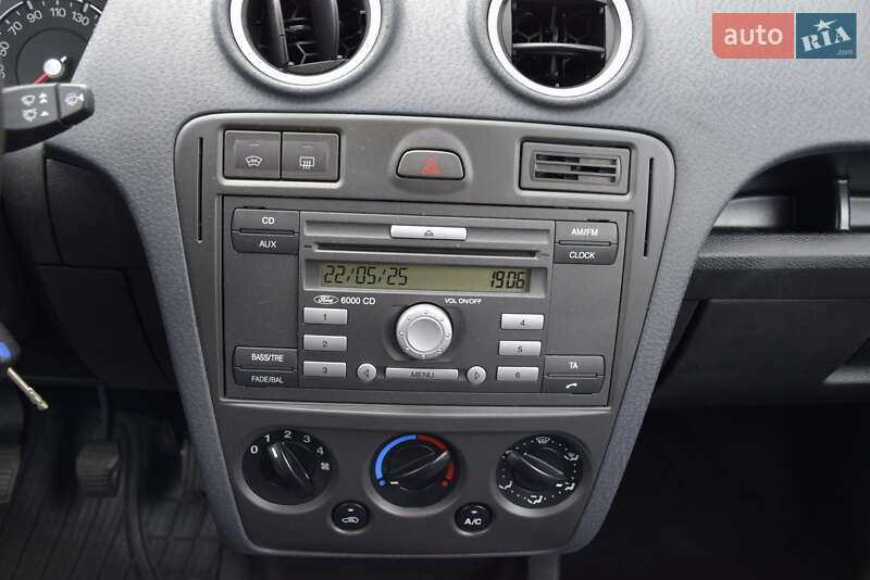 Хэтчбек Ford Fusion 2007 в Турийске