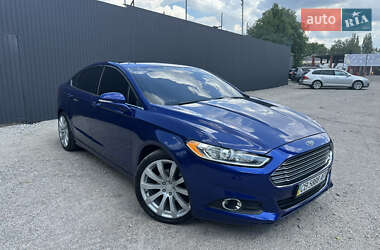 Седан Ford Fusion 2015 в 