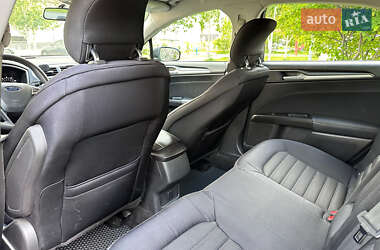 Седан Ford Fusion 2014 в 