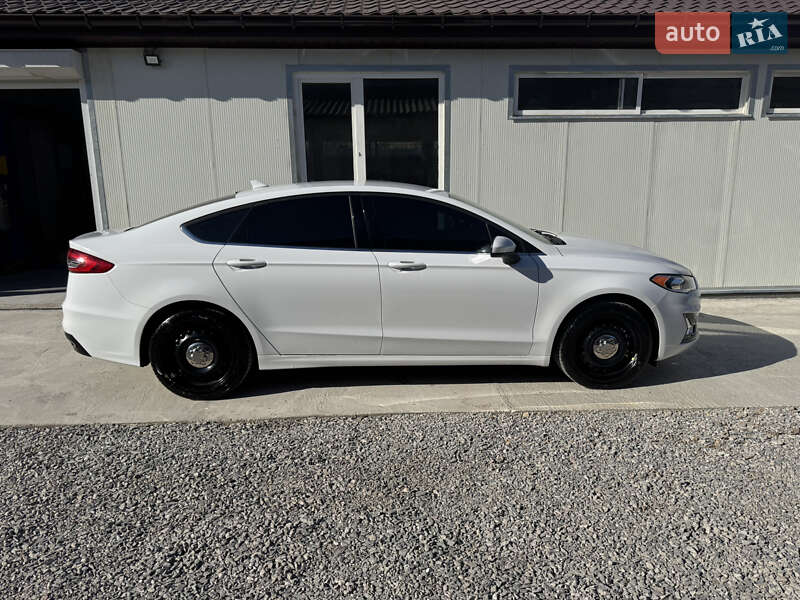 Седан Ford Fusion 2019 в Одессе