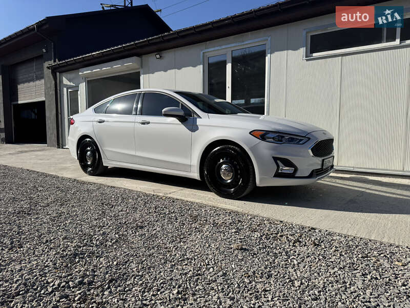 Седан Ford Fusion 2019 в Одессе