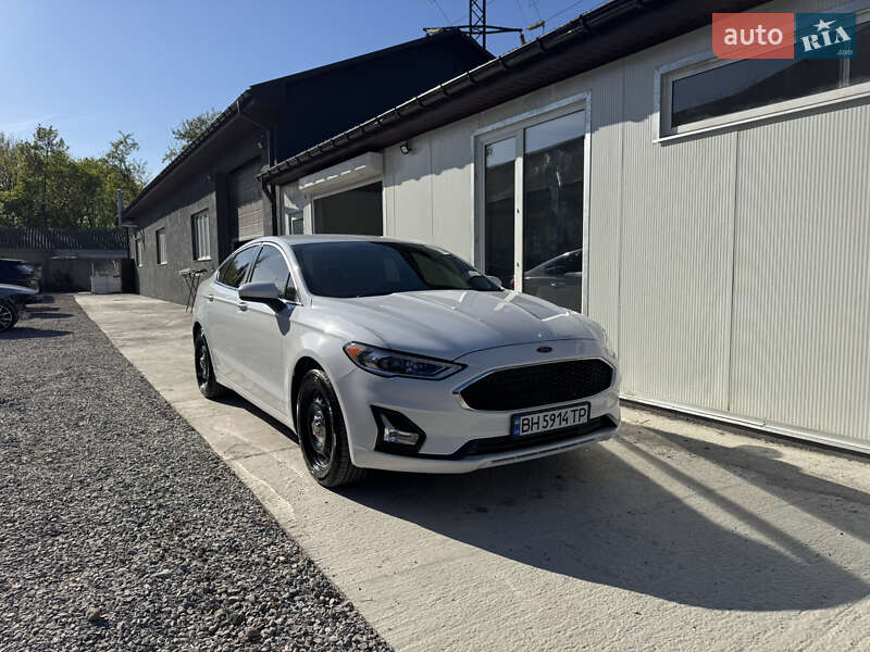 Седан Ford Fusion 2019 в Одессе