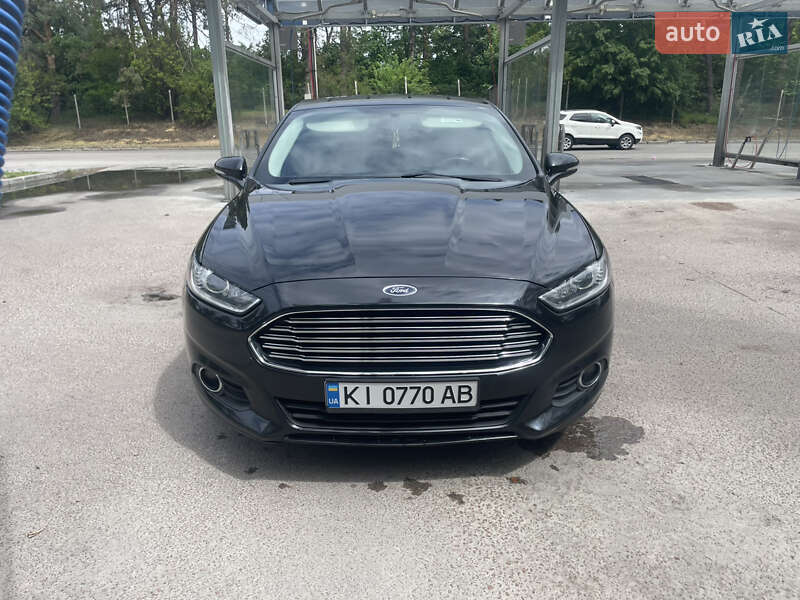 Седан Ford Fusion 2015 в Украинке