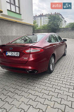 Седан Ford Fusion 2014 в 
