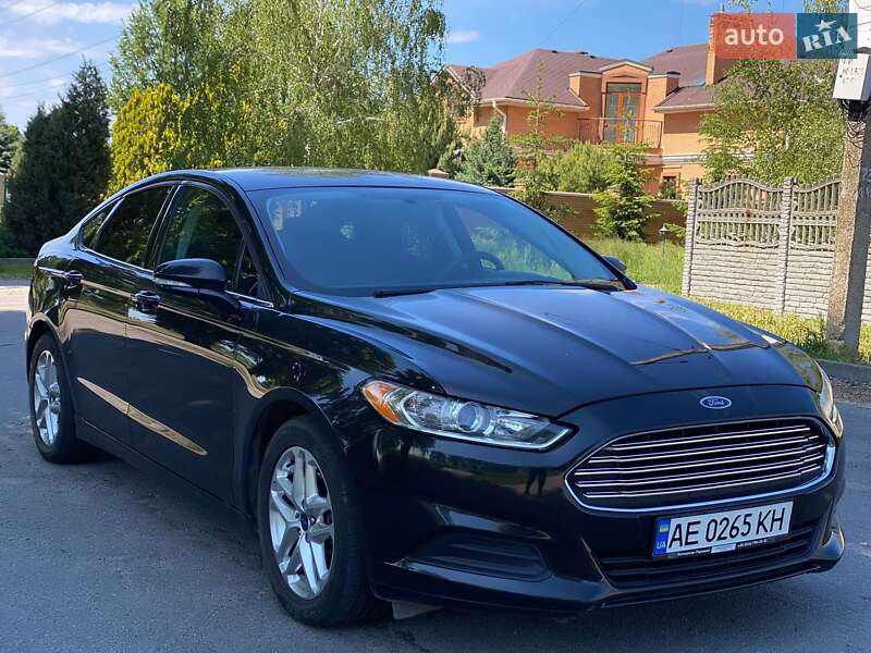 Седан Ford Fusion 2013 в Дніпрі