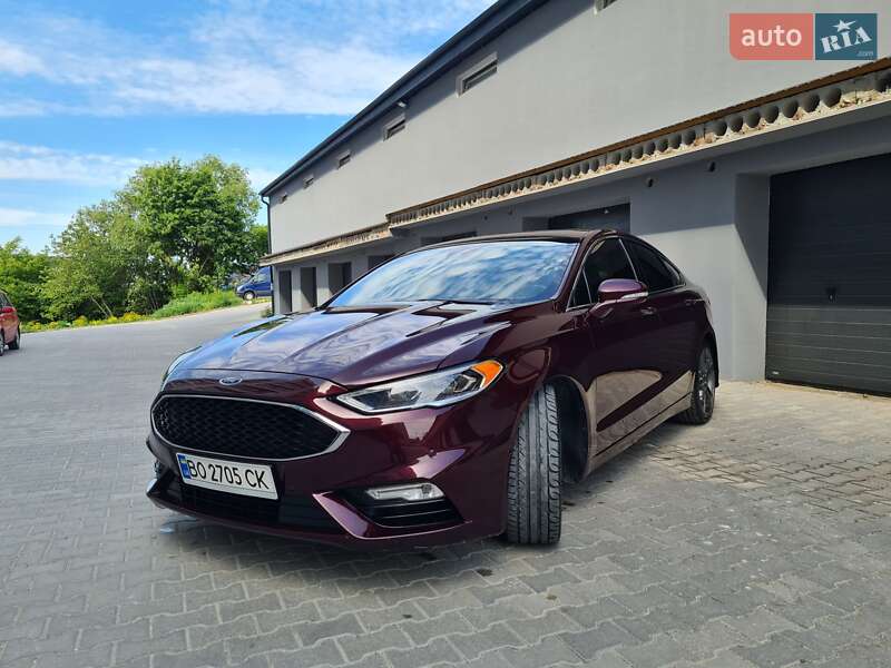 Седан Ford Fusion 2017 в Тернополе