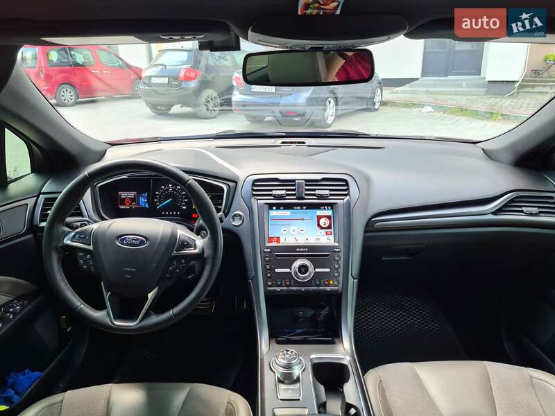 Седан Ford Fusion 2017 в Тернополе