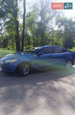 Седан Ford Fusion 2017 в 