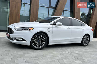 Седан Ford Fusion 2016 в 