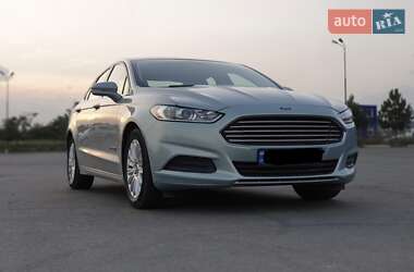 Седан Ford Fusion 2012 в 