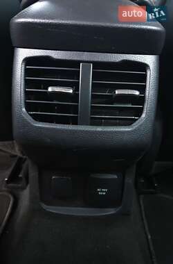 Седан Ford Fusion 2012 в 
