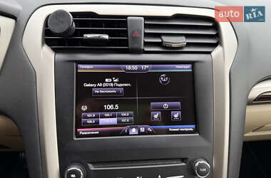 Седан Ford Fusion 2012 в 