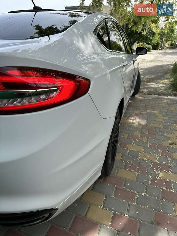 Седан Ford Fusion 2016 в Одессе