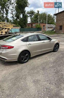Седан Ford Fusion 2018 в 