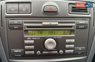 Хэтчбек Ford Fusion 2007 в 