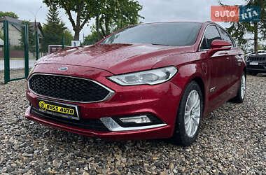 Седан Ford Fusion 2018 в 