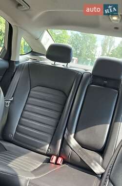 Седан Ford Fusion 2013 в 