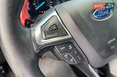 Седан Ford Fusion 2017 в 