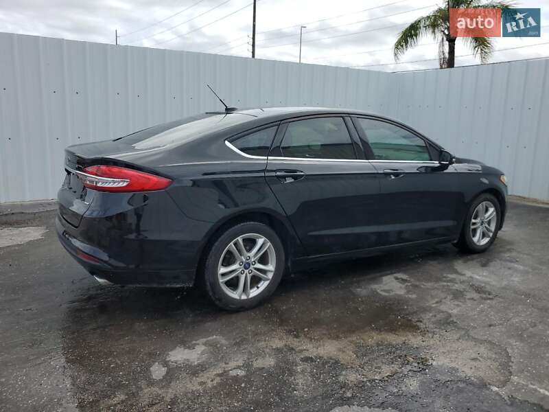 Седан Ford Fusion 2017 в Тернополі