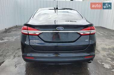 Седан Ford Fusion 2017 в 