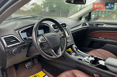 Седан Ford Fusion 2015 в 