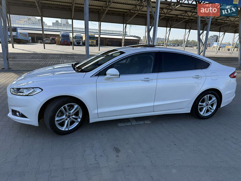 Седан Ford Fusion 2015 в Одессе
