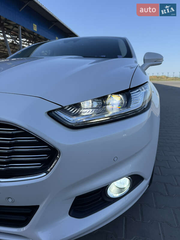 Седан Ford Fusion 2015 в Одессе
