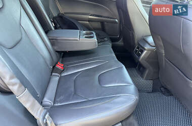 Седан Ford Fusion 2015 в 