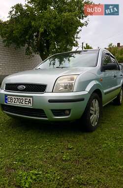 Хетчбек Ford Fusion 2002 в Остер
