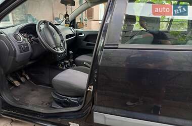 Хэтчбек Ford Fusion 2009 в 