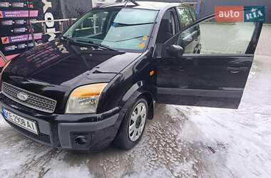Хэтчбек Ford Fusion 2009 в 
