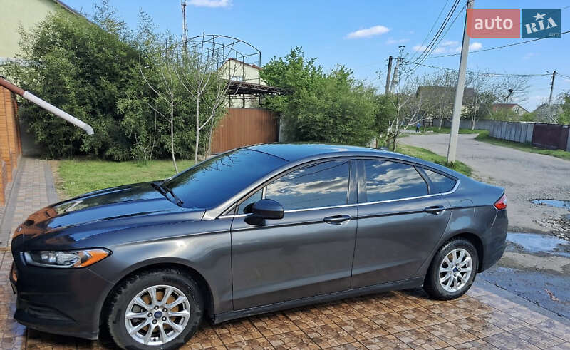Ford Fusion 2015