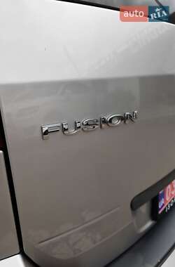 Хэтчбек Ford Fusion 2008 в 